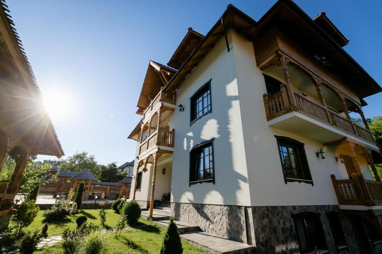 Hotel Glodeanca Extérieur photo