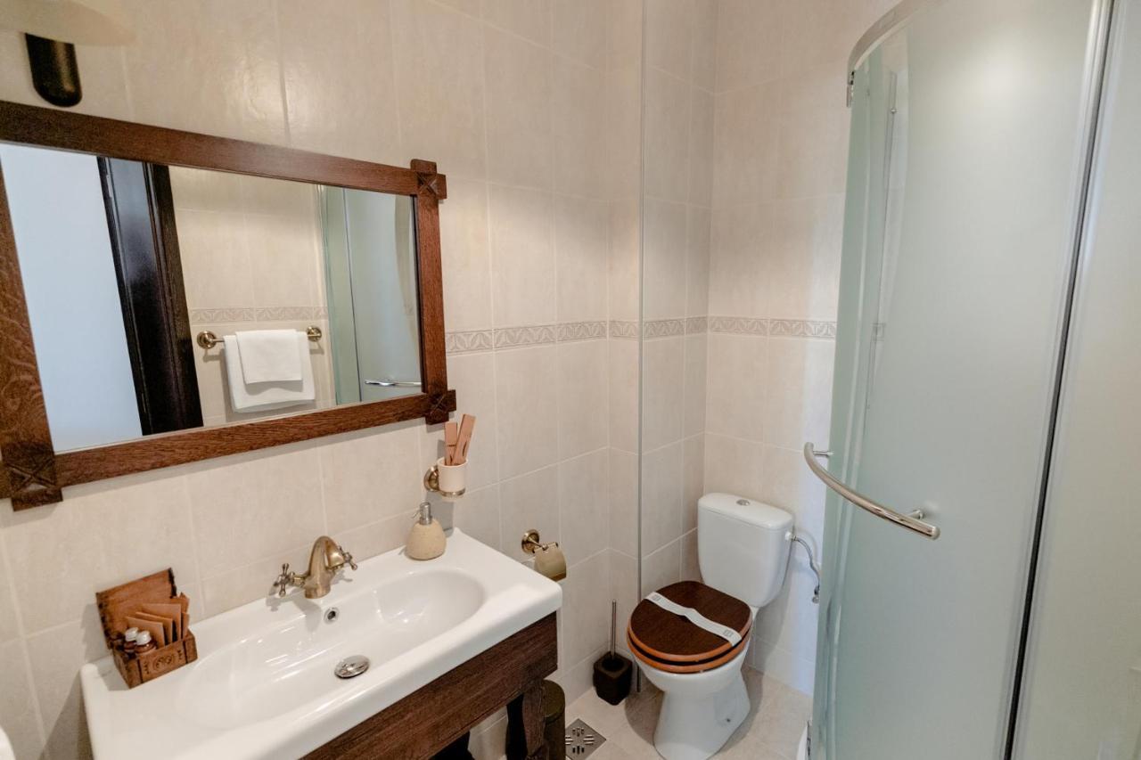 Hotel Glodeanca Extérieur photo