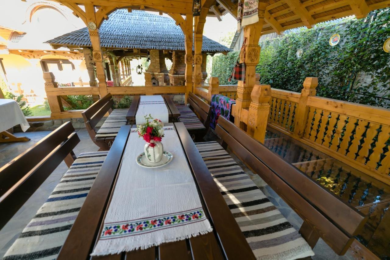 Hotel Glodeanca Extérieur photo