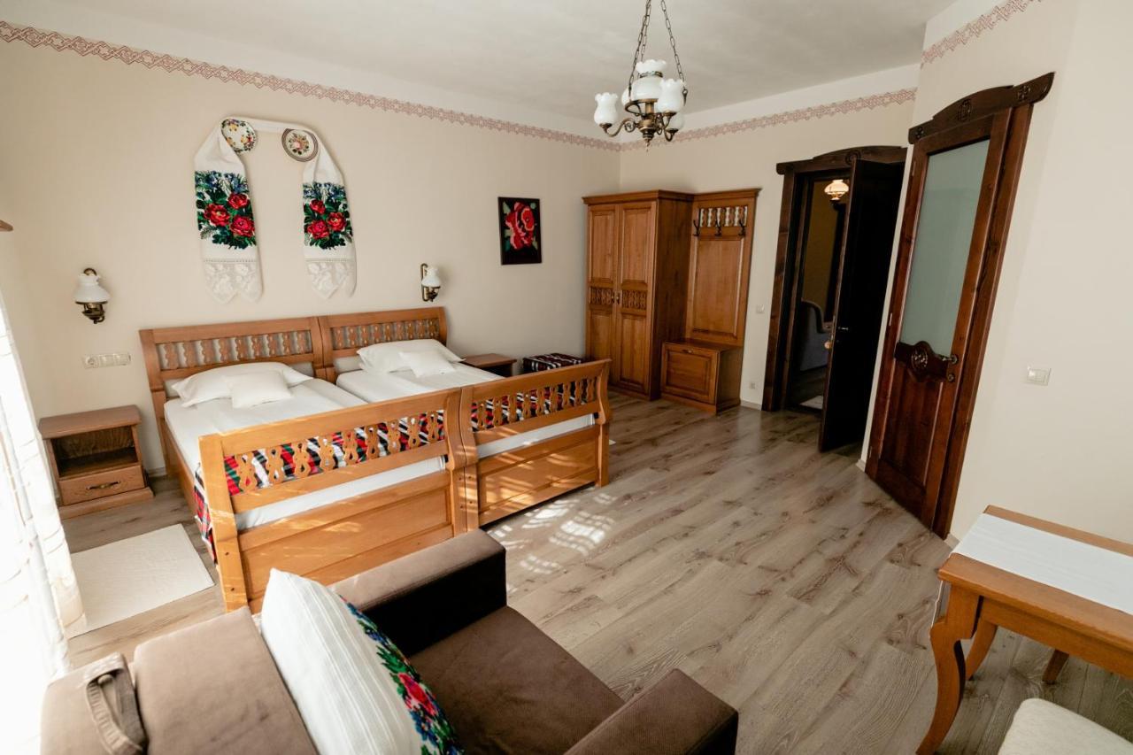 Hotel Glodeanca Extérieur photo