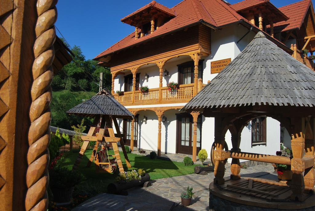Hotel Glodeanca Extérieur photo